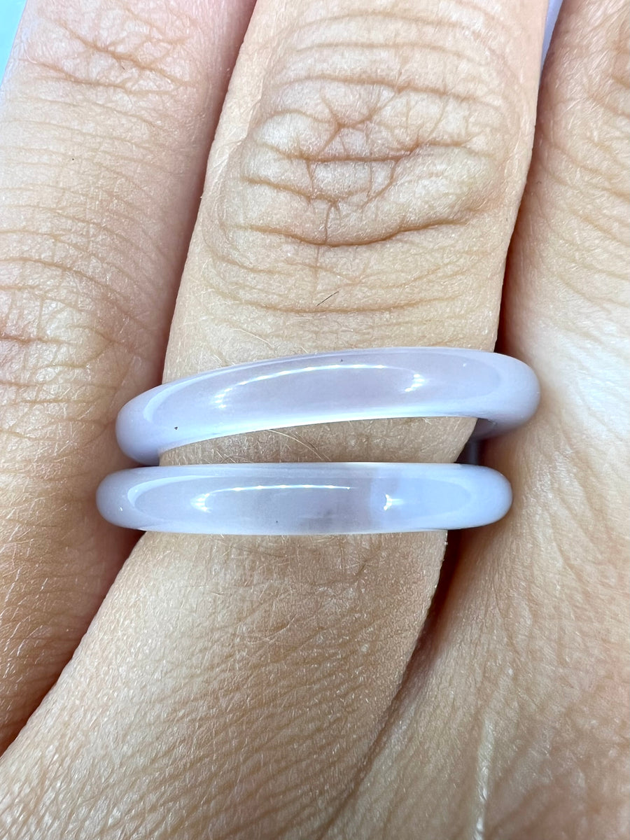 3mm wide Clear White Agate Stone Ring / Minimalist Band / Natural Stone Ring / Unisex Band