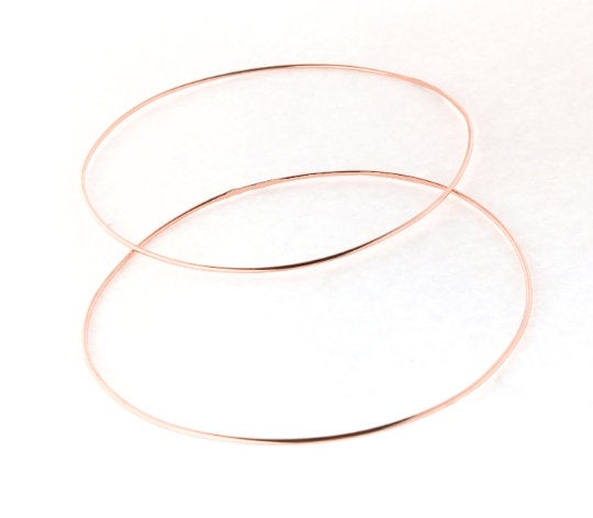 Solid 18kt 1.3mm Rose Gold Bangle in Polished or Hammered Finish