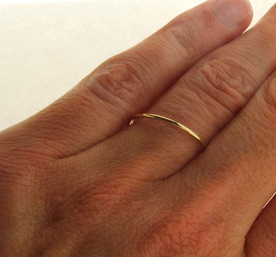 Solid 18kt Yellow Gold 1.2mm Handmade Wedding Band