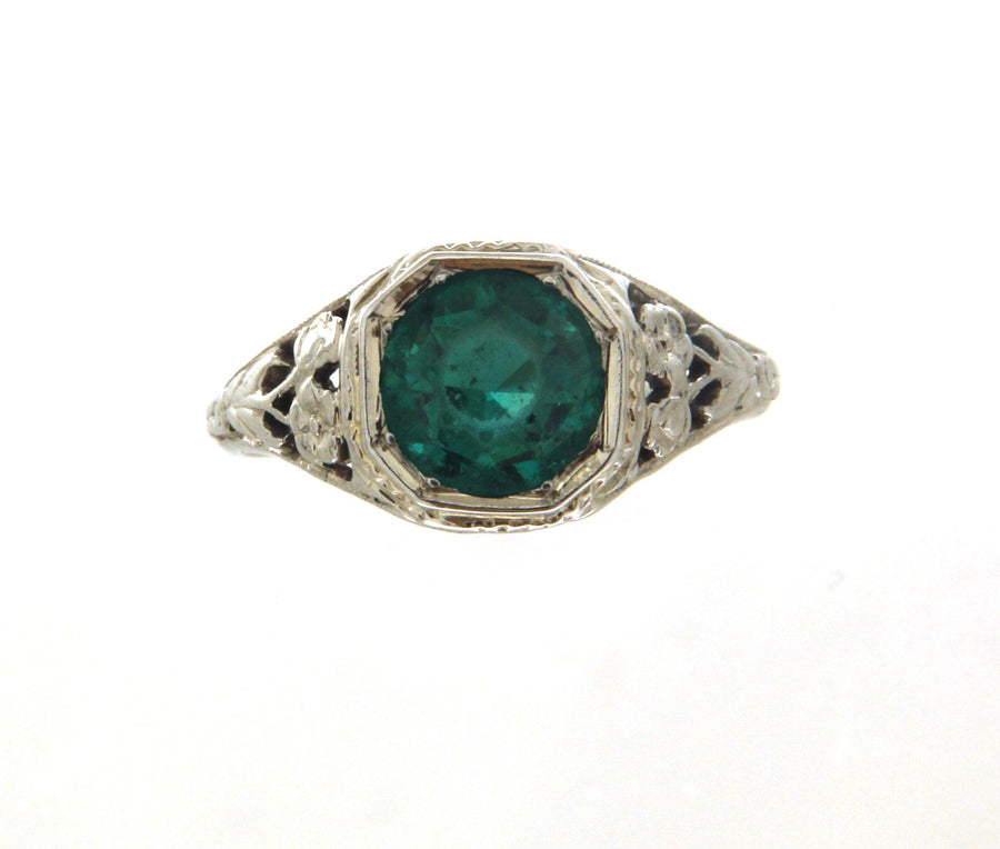 18k White Gold Filigree Vintage Mounting with Synthetic Emerald Center Stone